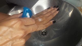 online video 25 Hand washing - sfw - fingering porn cruel fetish-0