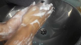 online video 25 Hand washing - sfw - fingering porn cruel fetish-2