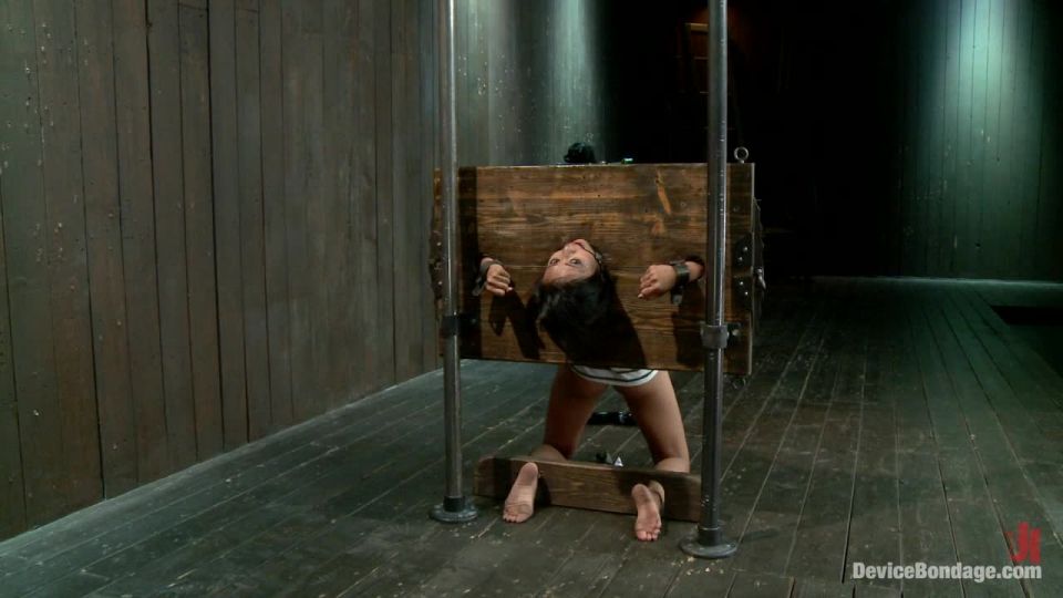 Krissie Dee Punished by Sebastian Keys! Video Sex Downlo...