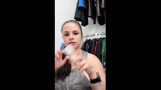 Kelle Martina Kellemartina - taking off my makeup and having a little chat 06-12-2020-8
