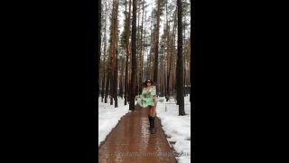 Luna Star - cutelunastar () Cutelunastar - walking through the enchanted forest with no panties on for you all this hard woo 04-02-2021-7