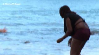Milena Velba beach (mp4)-2