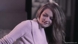 StraplessDildo.com - Mia, Maria Pie - Hold Her Perfectly Still To Get Even Deeper Pantyhose!-6