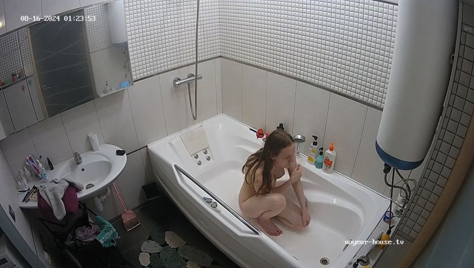 Art Friend Bath, 16 08 2024 720P - Voyeur