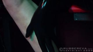2009 Electro Rubber Dungeon Fuck Part 02.-1