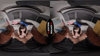 Look Into My Eyes As You Creampie Me With Big 9 inch Cock Tifa Quinn 17-04-2025 - Handjob-2