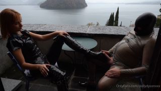 Dolly Dyson - I Used A Fan As A Latex Fucktoy.-8