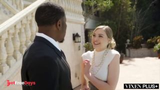 VIXENPLUS Amber Goes Deeper Compilation-2
