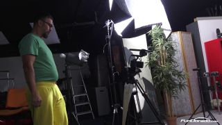 Sidney dark  behind the scenes   interview und alle casting vi....-3
