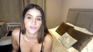 preeti young YZy8uaXntH8318qz63yCM1mI7A2uL62O-6