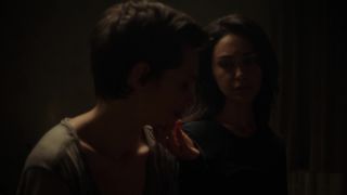 Sara Serraiocco, Nazanin Boniadi - Counterpart s01e04 (2018) HD 1080p!!!-1