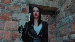 online adult video 48 Young Goddess Kim - Mutts Walk on femdom porn mature bbw femdom-9