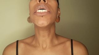 Neck fetish love (Ebony porn)-5