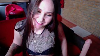 Lady Naughty's Seductive Show: Webcam Poses & Pleasure Live-7