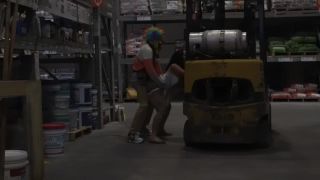 Queen Rogue - QUEEN ROGUE AND CLOWN FUCK IN HOME DEPOT - Publicnudity-7