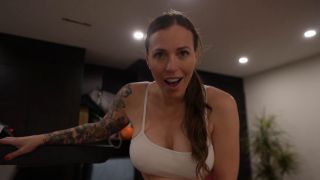 yogabella Workout step-mom-1