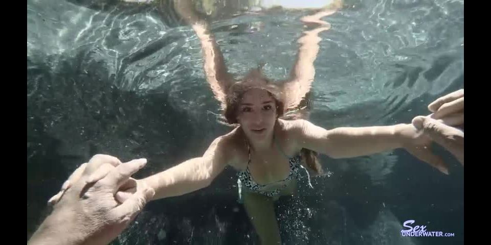 SexUnderwater e0652 Mila Marx UW Model Training (mp4)