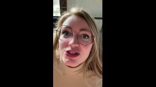 Valerie Bardot's OnlyFans Late Class Sextape Revealed!-2