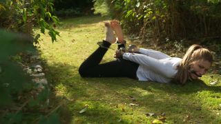 Hogshackled Pony Rider Stephanie Bonham Carter (VD0675, MP4).-8