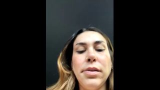 Leahgoeswilde LeahGoesWilde Dildo Lover Teases in  OnlyFans Video  perfect body-2