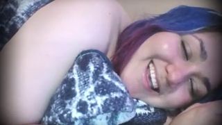 Eye Contact Shy Chubby Girlfriend Masturbating under the covers-1