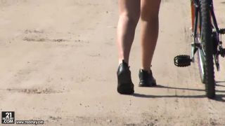 PUBLIC NUDITY! Public!-3