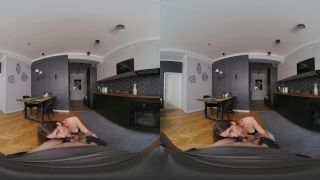 Lili Charmelle VR Experience: Slaved to Love UltraHD 8K-1