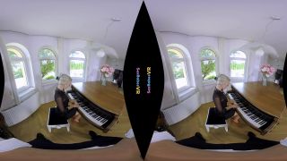 Licky Lex - The Pianist (Oculus) - xVirtualPornbb - (Virtual Reality)-0