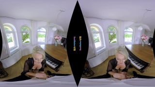 Licky Lex - The Pianist (Oculus) - xVirtualPornbb - (Virtual Reality)-1