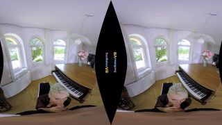 Licky Lex - The Pianist (Oculus) - xVirtualPornbb - (Virtual Reality)-2