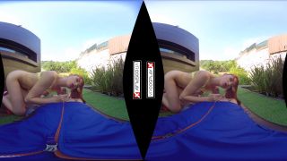 Video Anny Aurora Pokeballz 1440p 2K-0