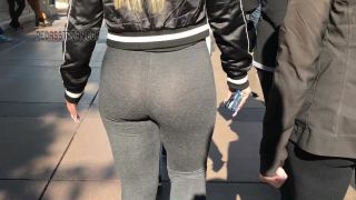 CandidCreeps 661 Strp Candid Creepshot Leggings Hd Free Video-8