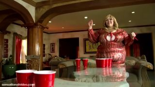 6207 Anastasia Vanderbust - Bbw Beer Pong In Hd-1