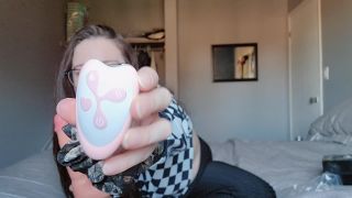 M@nyV1ds - CaityFoxx - Thrusting Dildo Review - Treediride-5