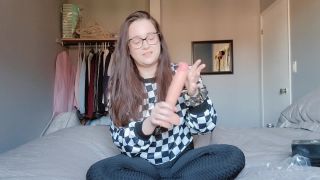 M@nyV1ds - CaityFoxx - Thrusting Dildo Review - Treediride-7