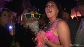 Betty And Gretta Love Mardi Gras-7