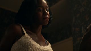 Alison Pill, Deborah Ayorinde - Them s01e04 (2021) HD 1080p - [Celebrity porn]-7