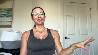Jessie & Jackson's Gym Facial Cum Feast - HD 720P Solo-1
