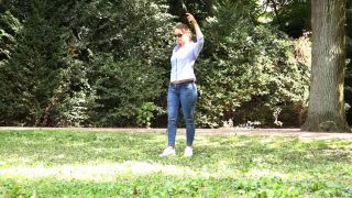 FEMDOMFOTO - Lady Iveta - Freestyle Cracking 1 (German).-9