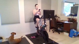 brittibratti 2023-08-14 Stream started at 08142023 0104 pm  Happy Monday!-4