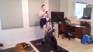 brittibratti 2023-08-14 Stream started at 08142023 0104 pm  Happy Monday!-6