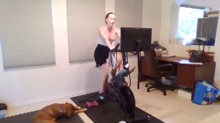 brittibratti 2023-08-14 Stream started at 08142023 0104 pm  Happy Monday!-7