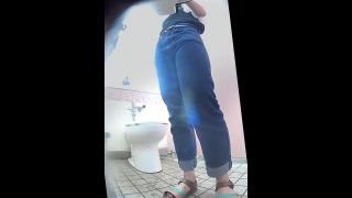  Toilet 2 camera on the sea on August 11, 2019 2019811shuizhepeep, voyeur on voyeur-3