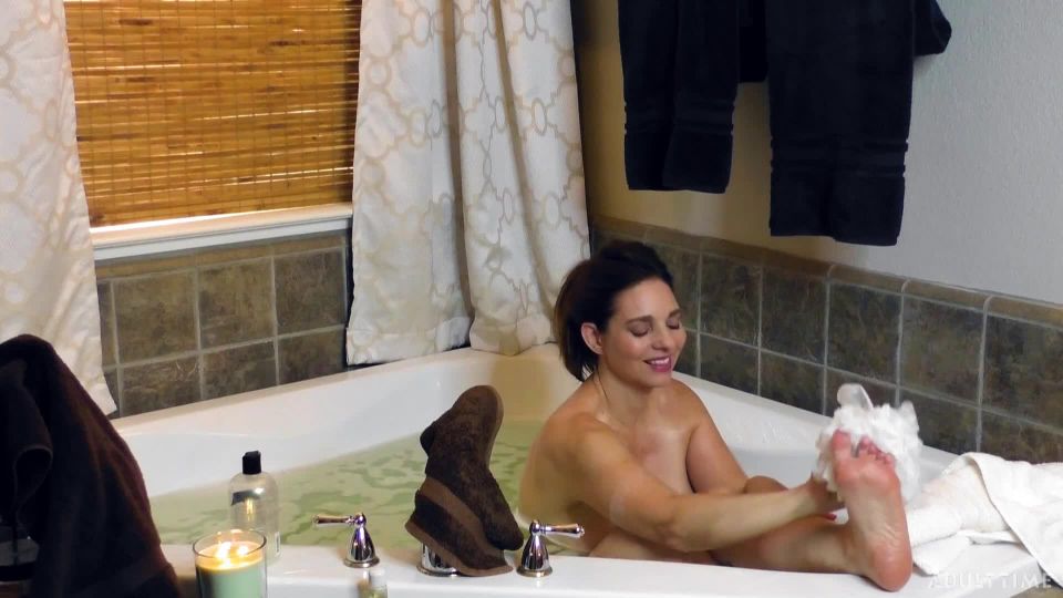 Mindi Mink Shower With Mindi Mink Showersolos Fullhd 1080P - [Big Tits porn]