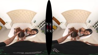 Game of Moans VR: Rita Hoff & Sonia White UltraHD 8K Action-2