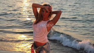 Photodromm presents brittie warmwetsands-0