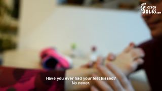 [GetFreeDays.com] Hurt Ankle And Her Sweaty Feet To Be Worshiped Foot Wor joi-0