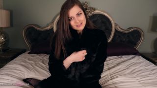 Princess Ellie Idol Seal The Deal (Fetish porn)-1