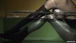 7117 latex rubber porn sex fetish 57-9