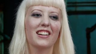 Lorelei Lee And Isis Love - Electric Anal Speculum! Lorel...-9